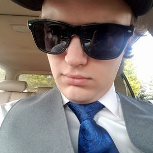 Meet your Posher, Justin